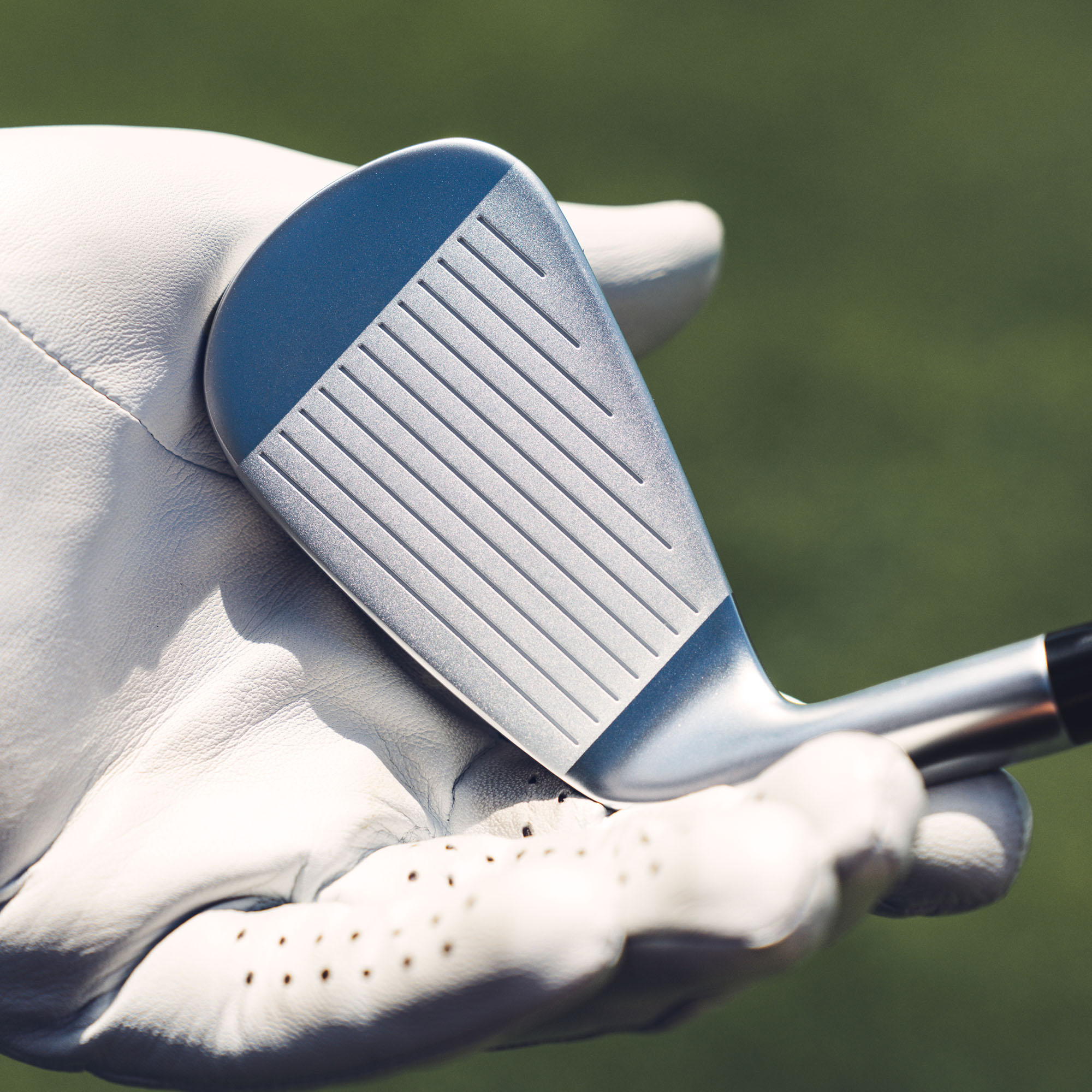 irons-2026-apex-utility_lifestyle___4